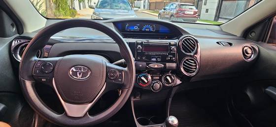 TOYOTA ETIOS 1.5 XS 16V FLEX 4P MANUAL